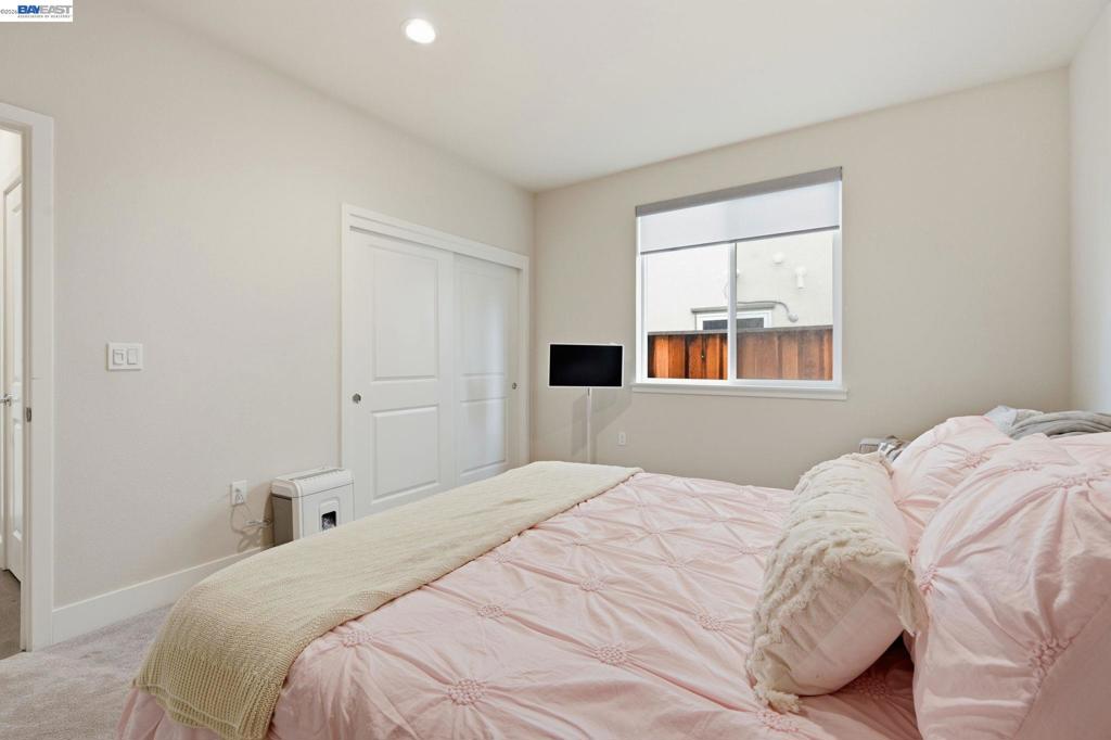 5444 Gray Pine Way Property Photo 11