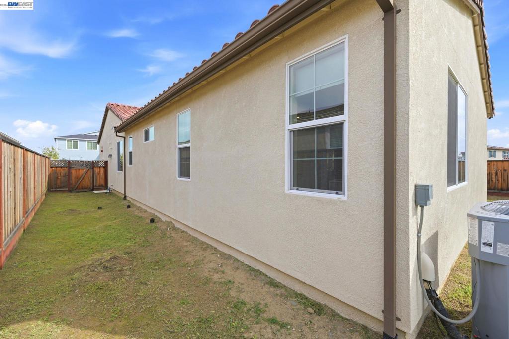5444 Gray Pine Way Property Photo 38