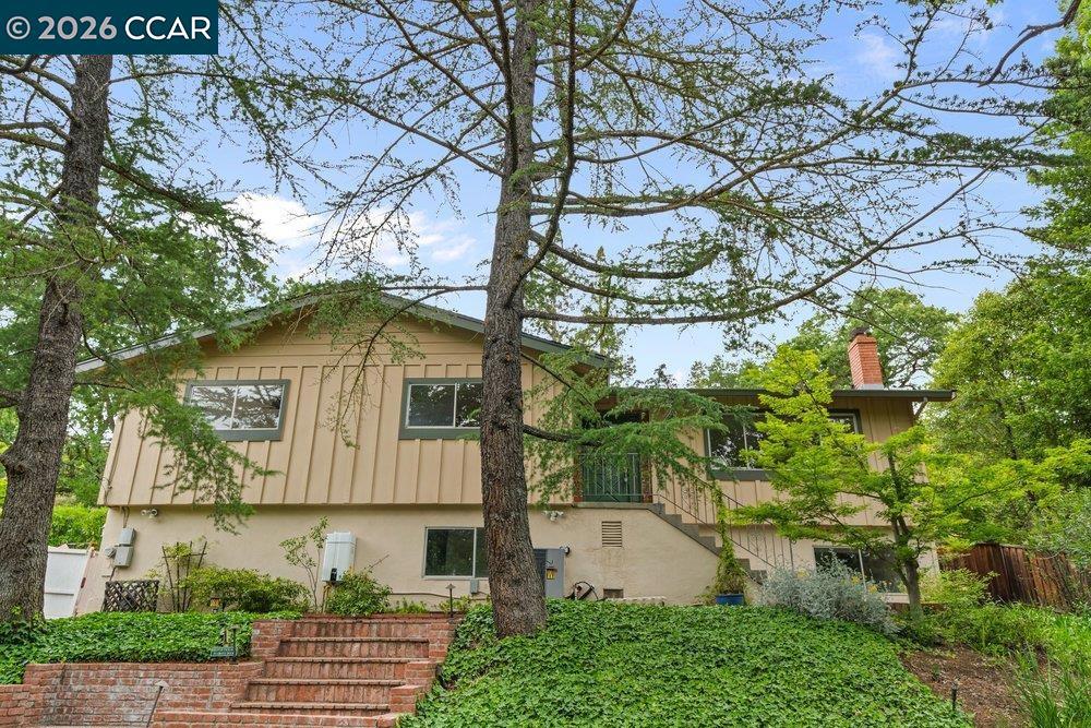1 Kayser Ct Property Photo 2