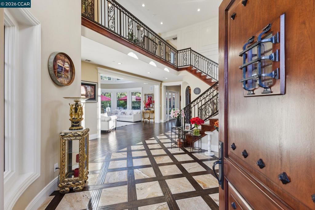 331 Corrie Place Property Photo 7