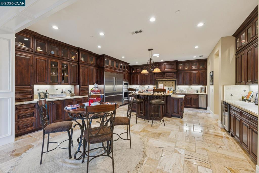 331 Corrie Place Property Photo 25