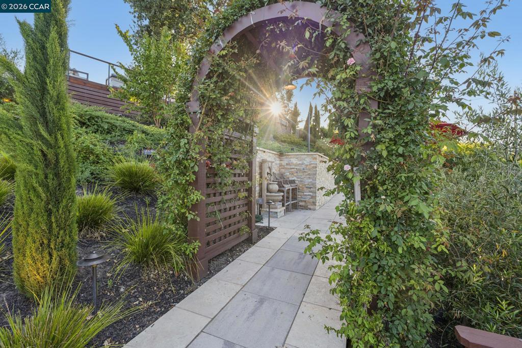 331 Corrie Place Property Photo 69