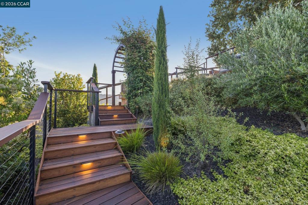 331 Corrie Place Property Photo 71