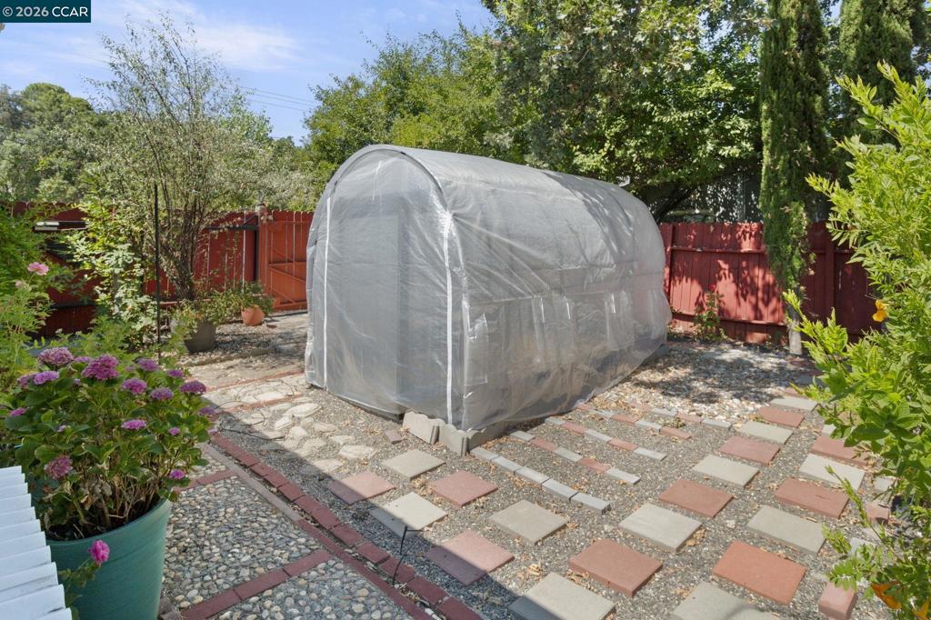 3131 Cowell Rd Property Photo 8