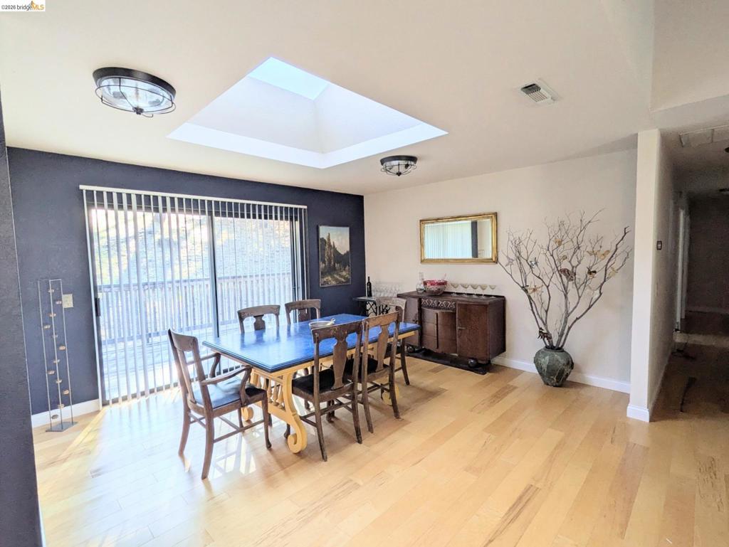 20812 Point View Dr. Property Photo 15