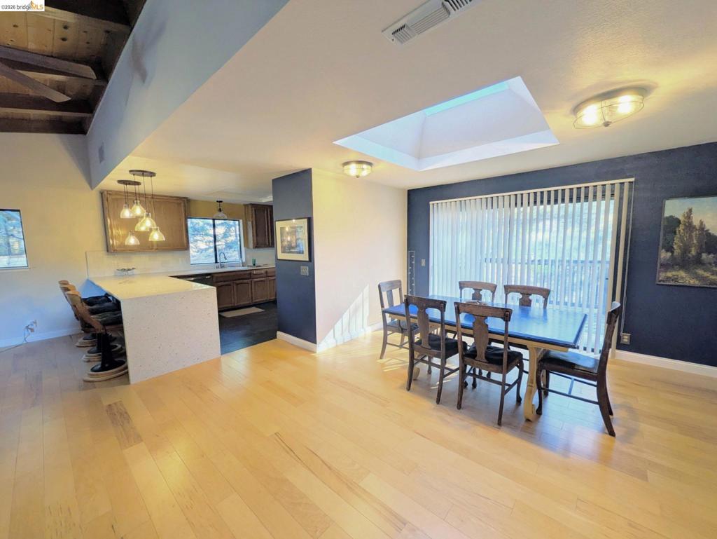 20812 Point View Dr. Property Photo 16