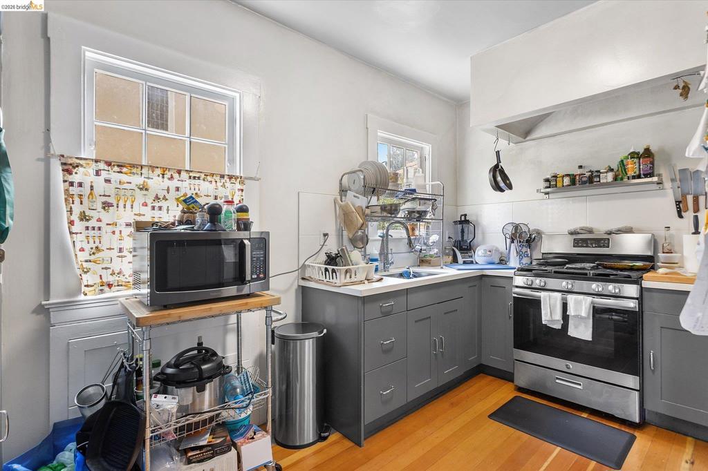 647 Beacon St Property Photo 23