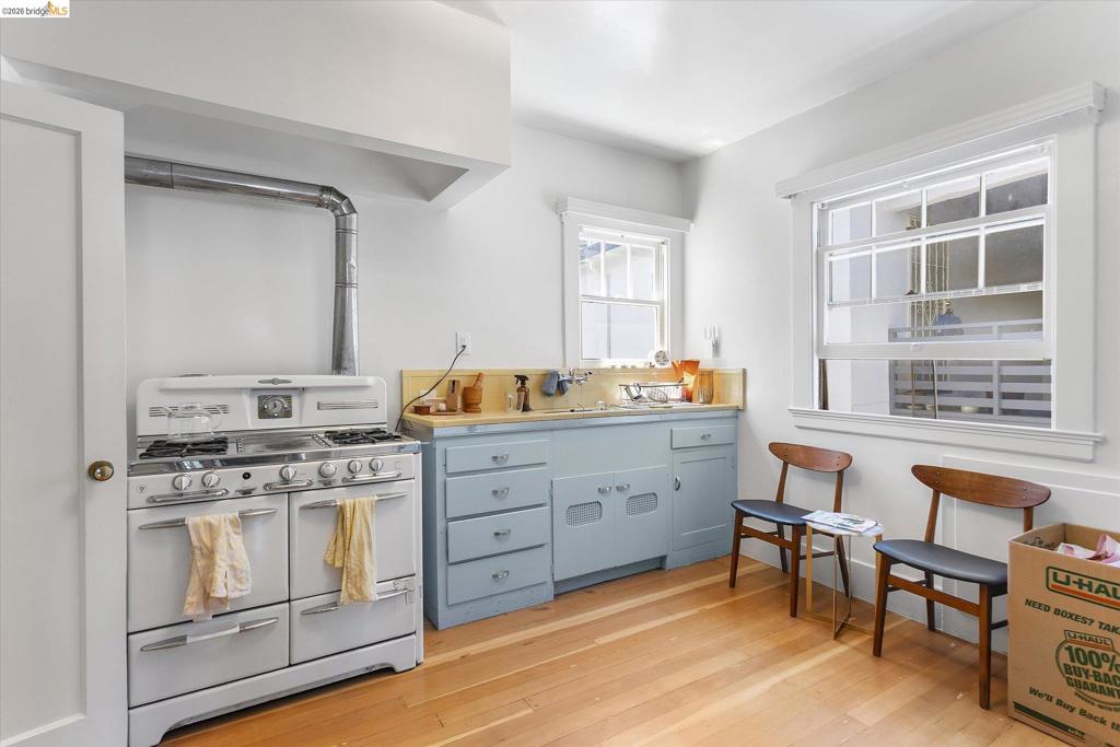 647 Beacon St Property Photo 31
