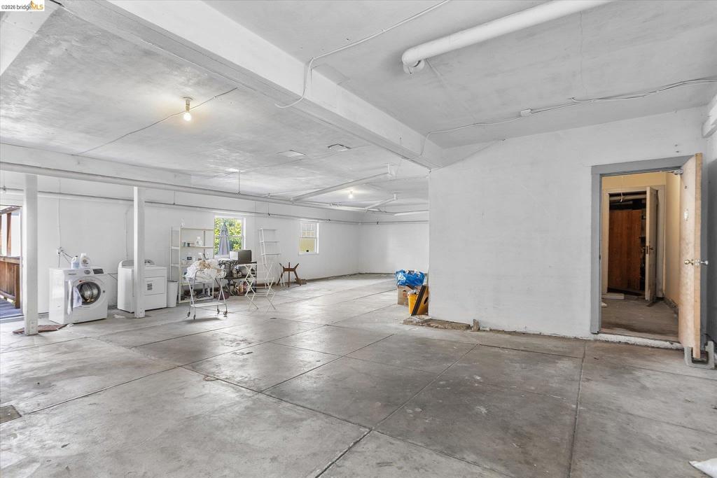 647 Beacon St Property Photo 37