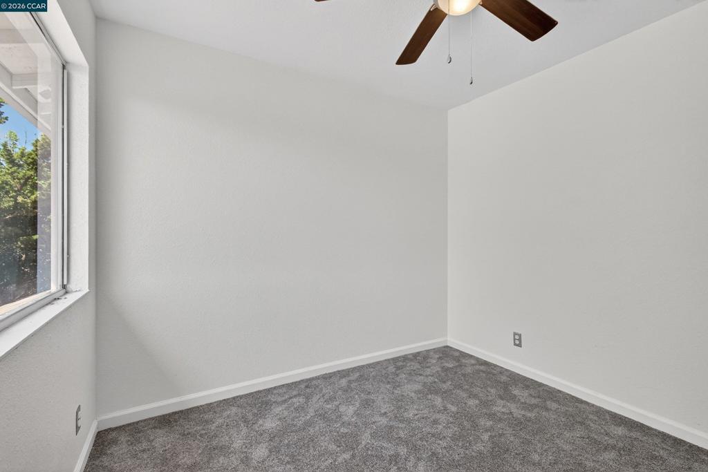 730 Stratford Avenue Property Photo 29