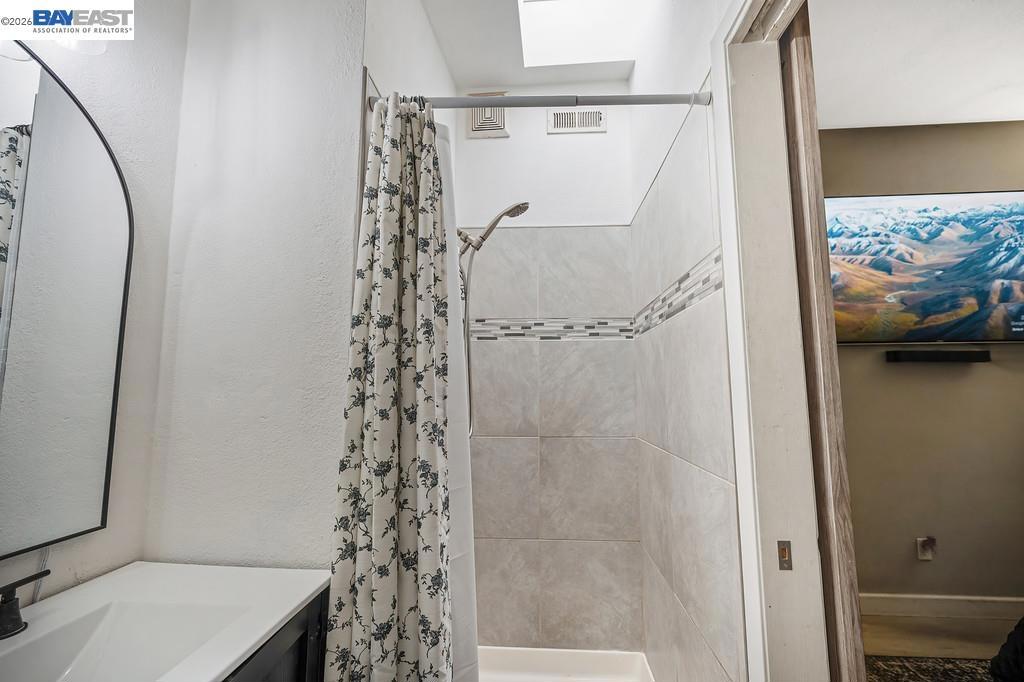 3637 Centinella Drive Property Photo 23