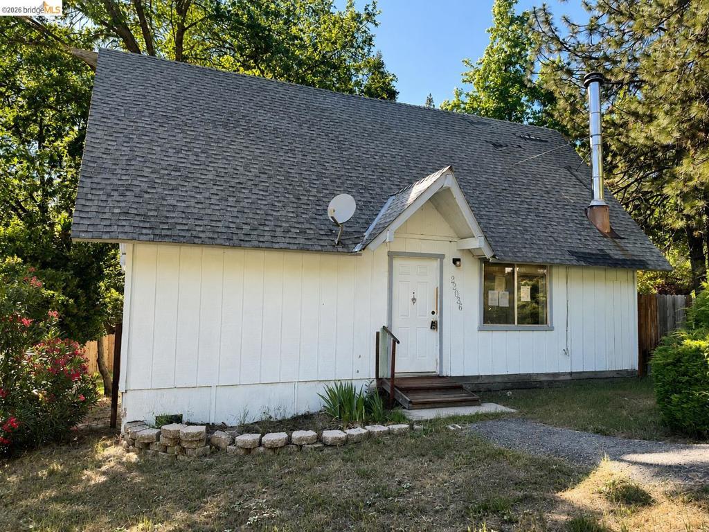 22036 Crystal Falls Dr Property Photo 2