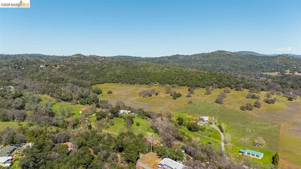 18701 Rawhide Rd Property Photo 2