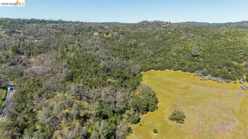 18701 Rawhide Rd Property Photo 4