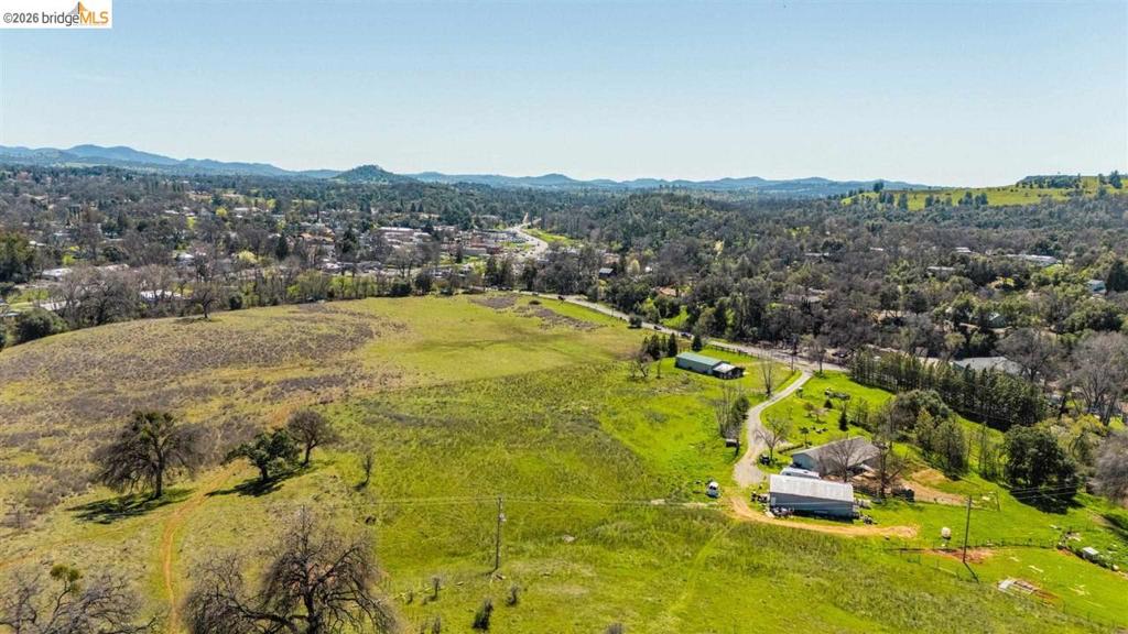 18701 Rawhide Rd Property Photo 9