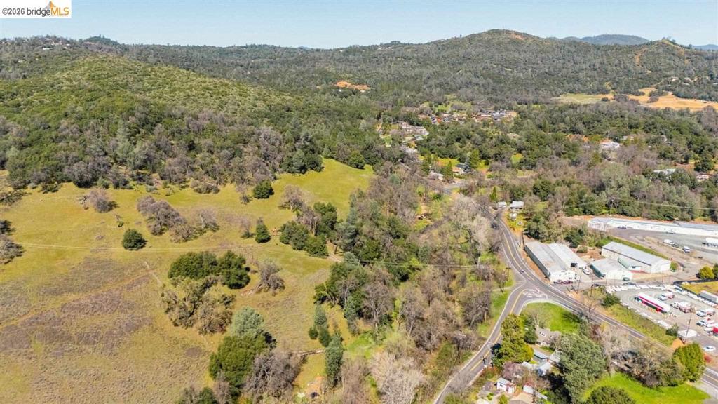 18701 Rawhide Rd Property Photo 17