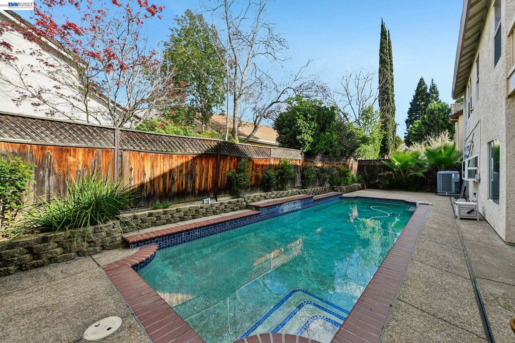 110 Conductor Way Property Photo 1