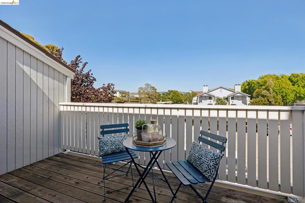 6 Schooner Ct Property Photo 28