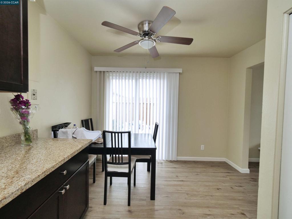 209 Kingston Lane Property Photo 11