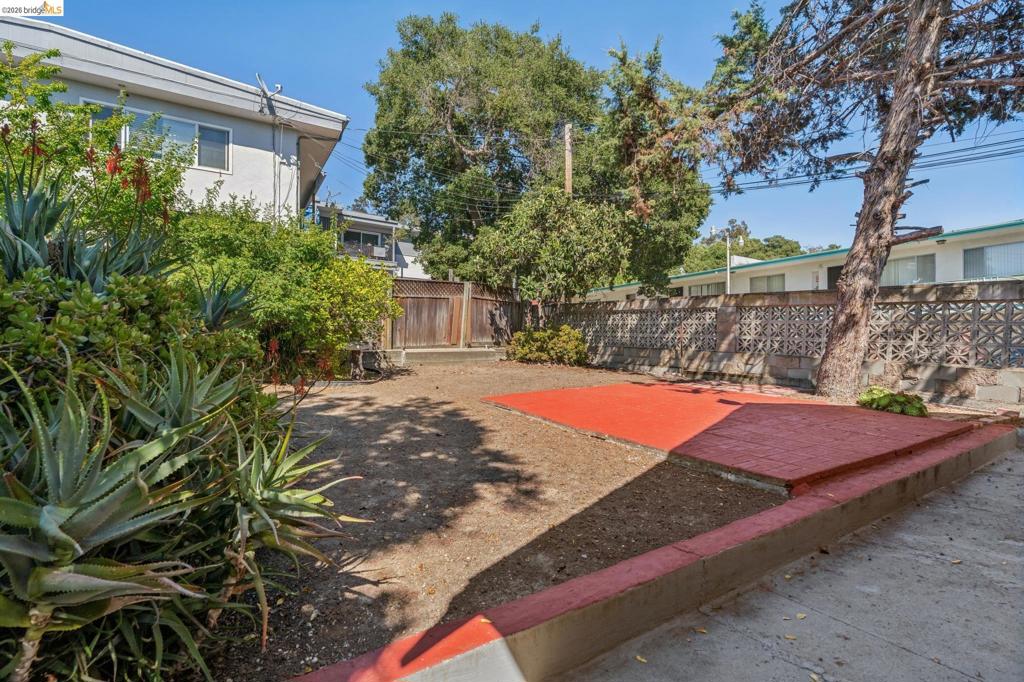 7650 Ney Ave Property Photo 32