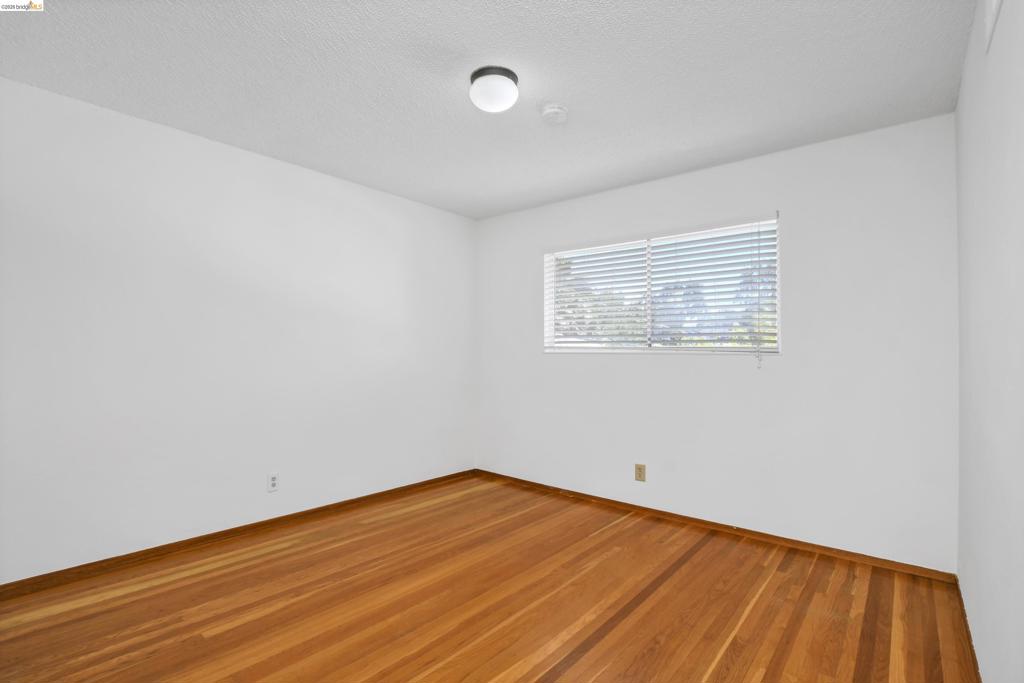 1386 Kathy Ct Property Photo 20