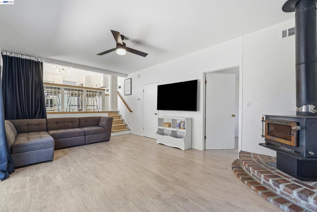 241 Garnet Drive Property Photo 11