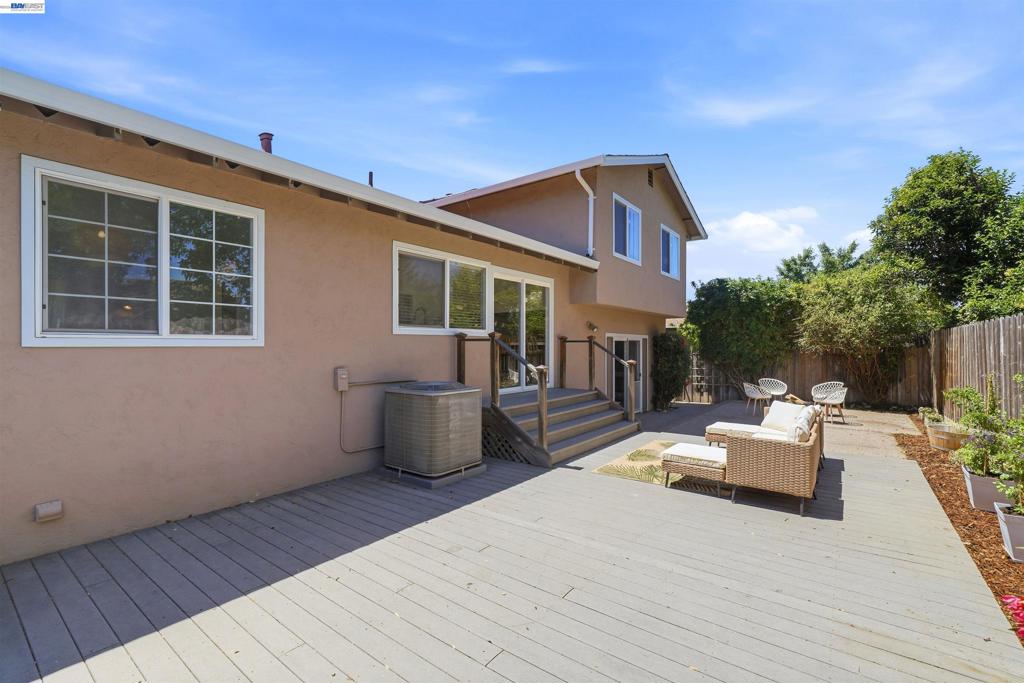 241 Garnet Drive Property Photo 41