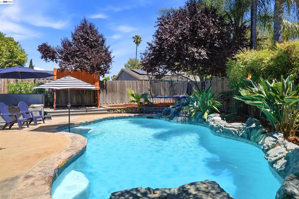 241 Garnet Drive Property Photo 46