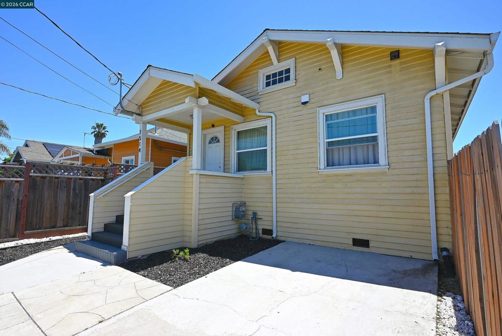 1514 88Th Ave Property Photo 1