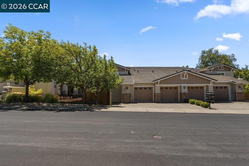 3024 Grey Eagle Dr Property Photo 1