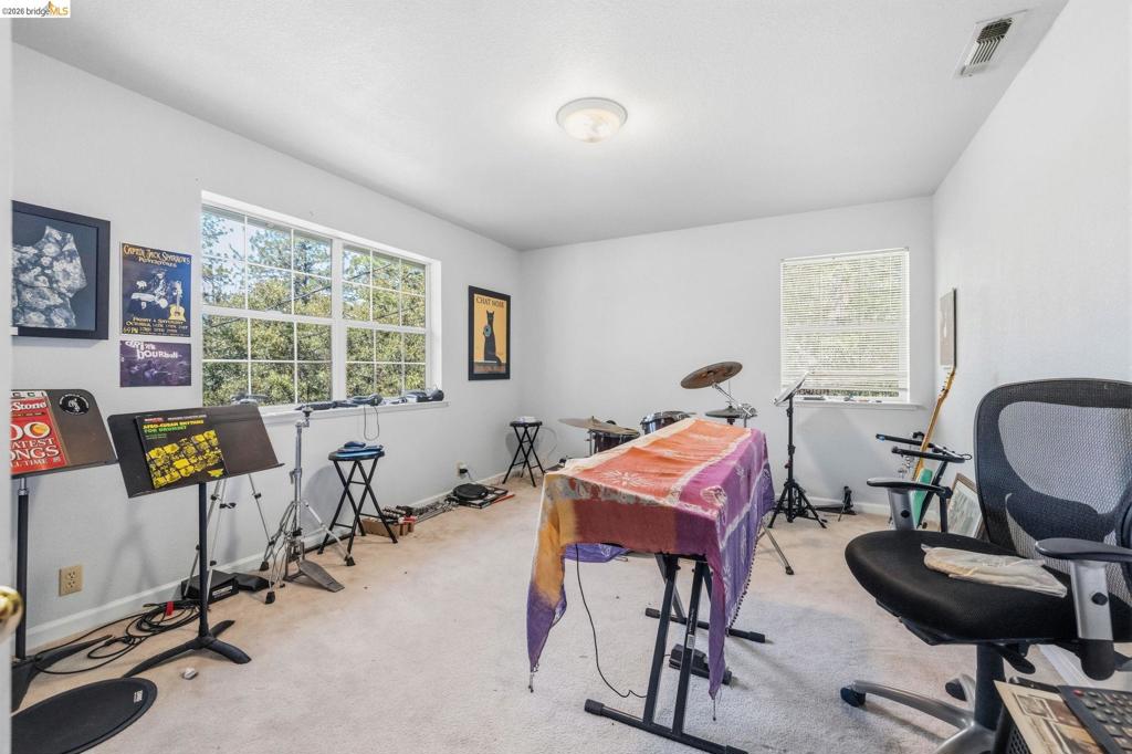 12033 Hillhurst Cir Property Photo 12