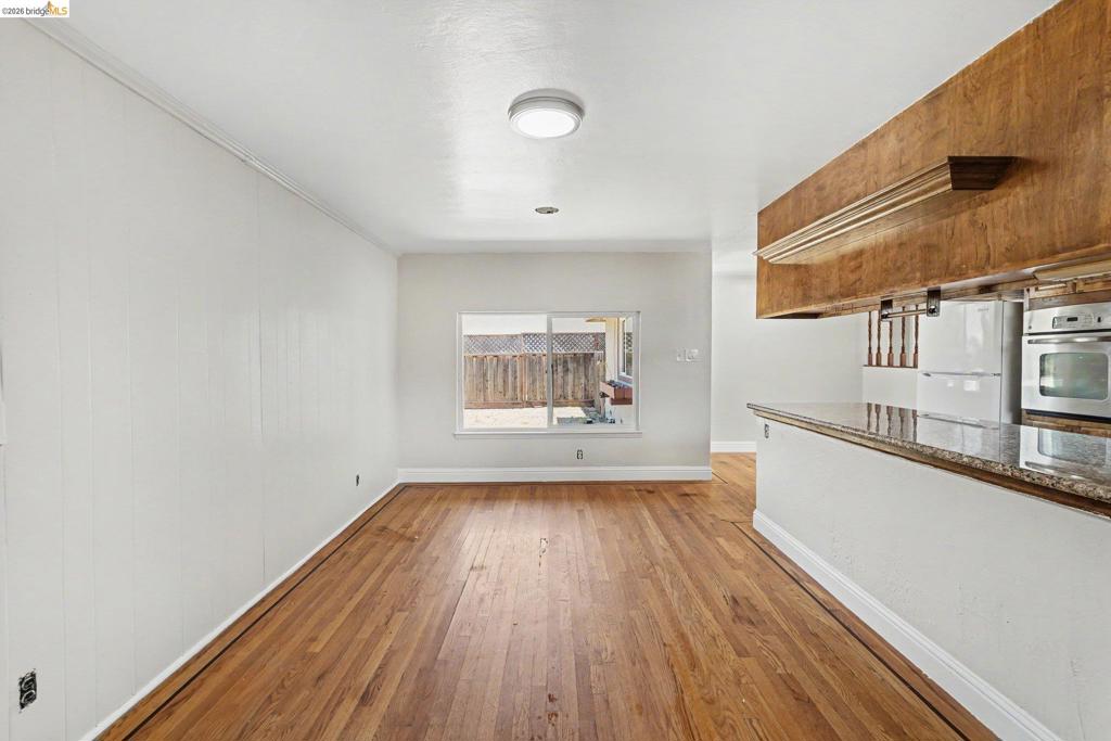 2467 Tanager Cir Property Photo 8