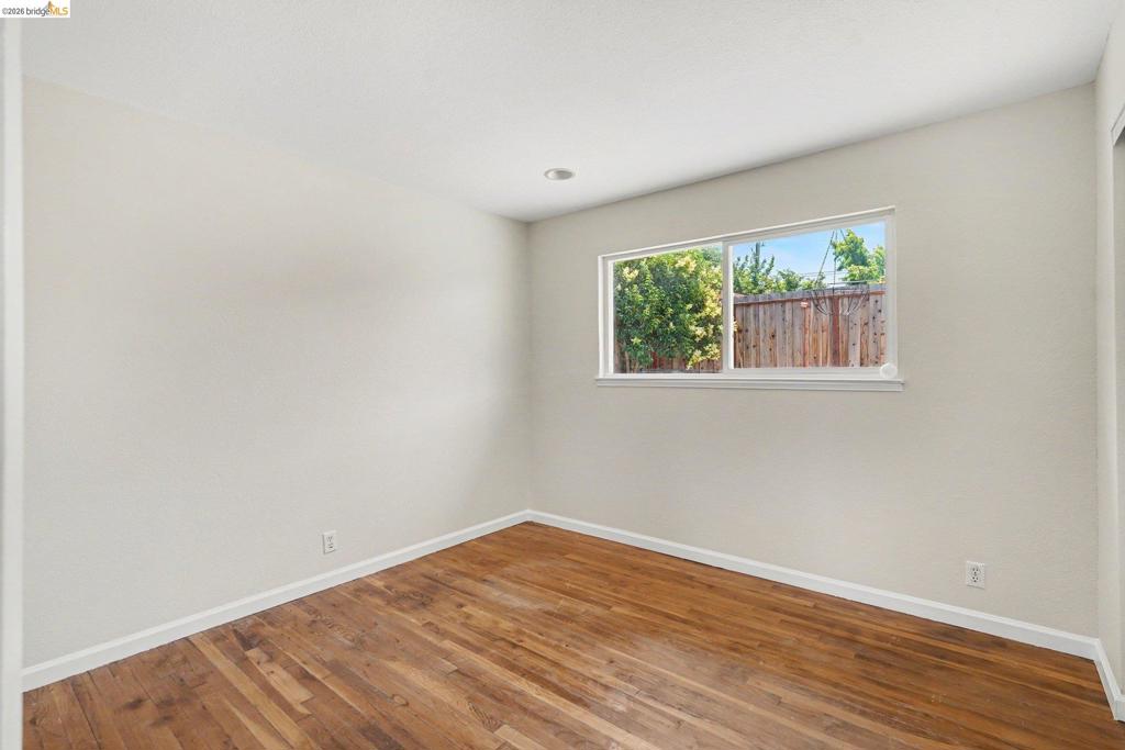 2467 Tanager Cir Property Photo 10