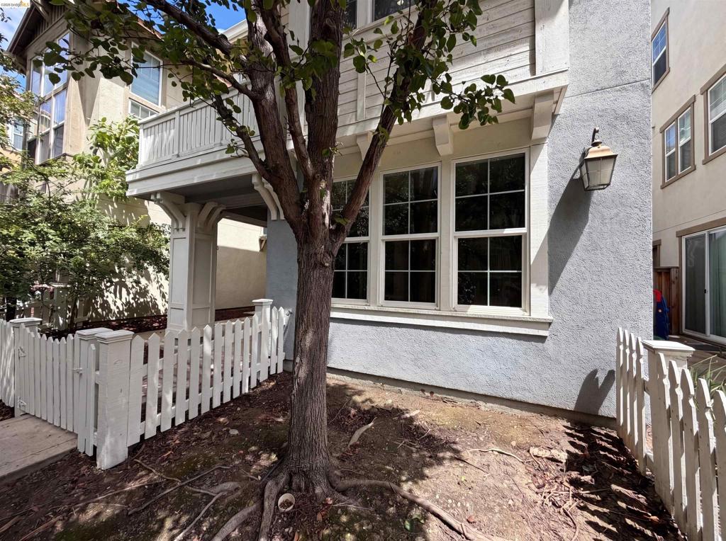 4467 Maybeck Ter Property Photo 28