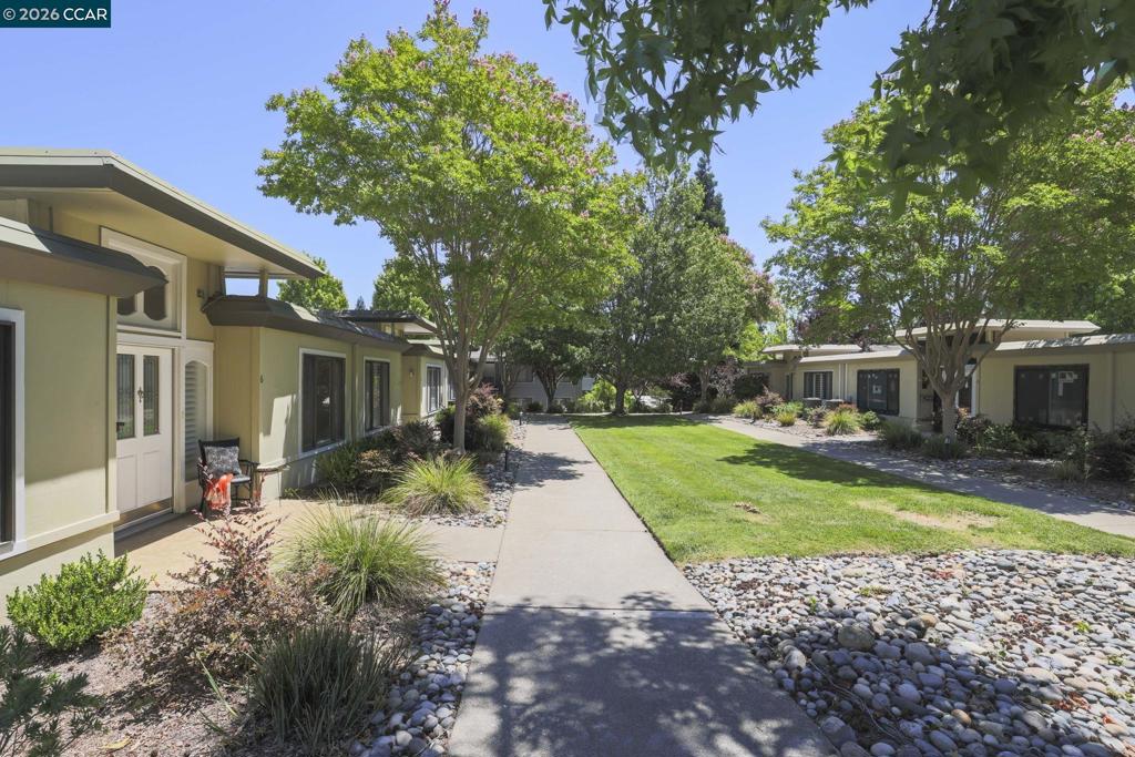 1209 Oakmont Dr #6 6 Property Photo 28