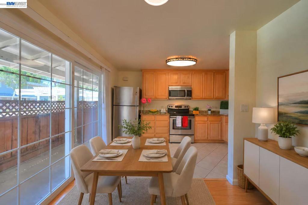660 Fargo Ave 6 Property Photo 8