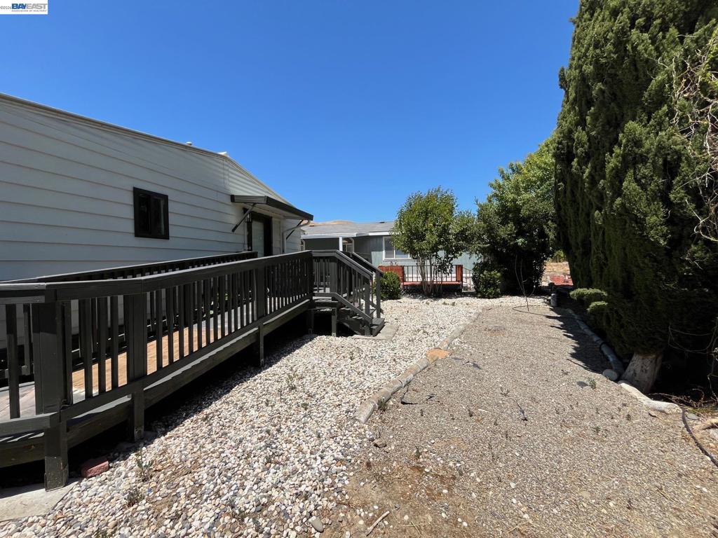 711 Old Canyon Rd. Property Photo 31