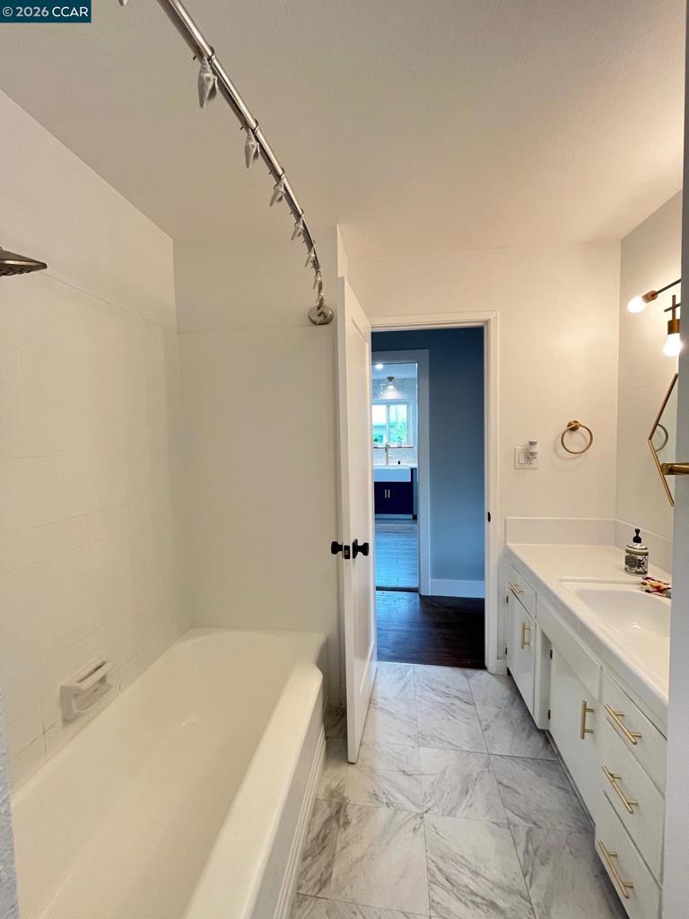 620 Kentucky St Property Photo 23