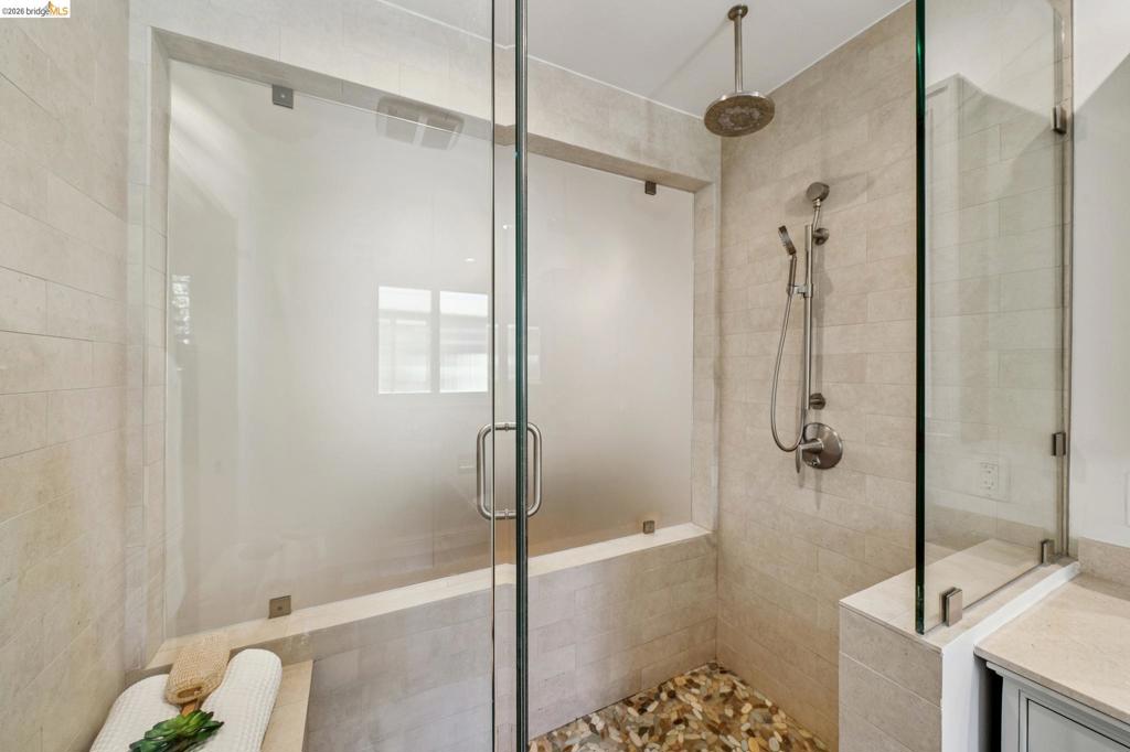 1410 Lakeshore Ave 5 Property Photo 79