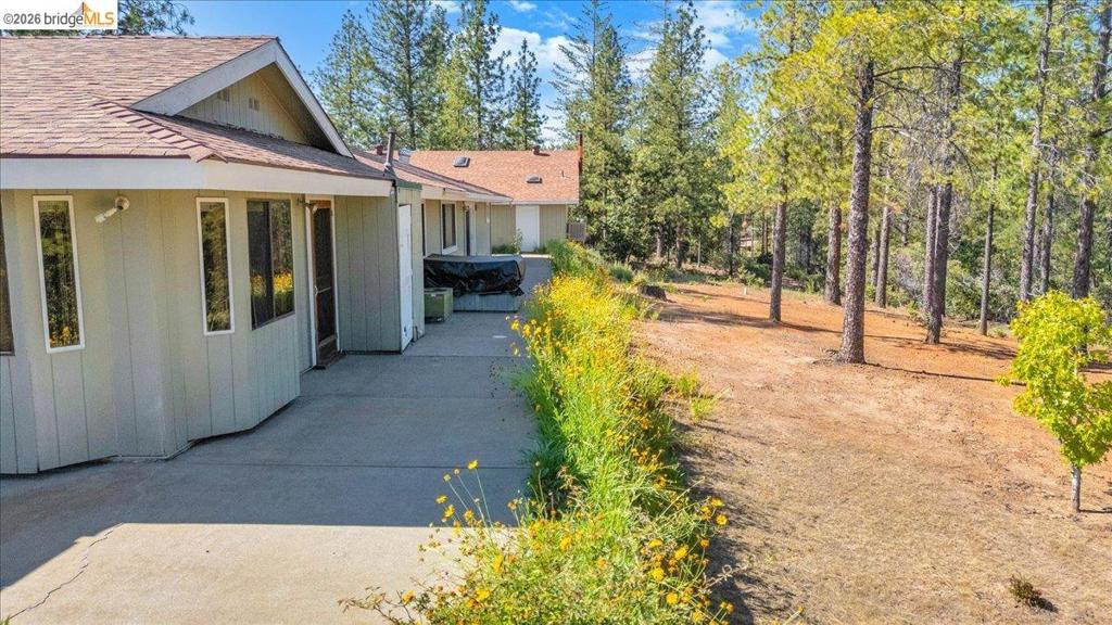 10421 Dexter Ln Property Photo 26