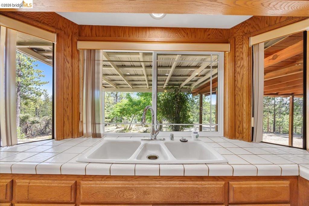 10421 Dexter Ln Property Photo 45