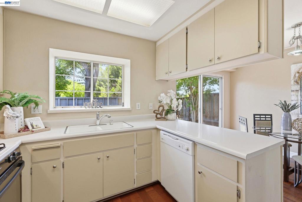 1424 Peach Tree Common Property Photo 6