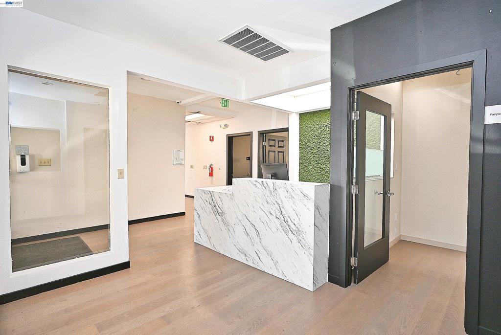 6211 A La Salle Ave Property Photo 15