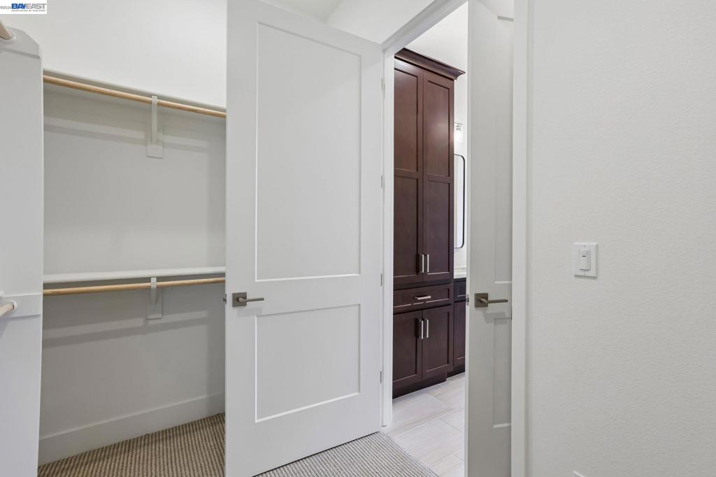 1095 Riverbend Drive Property Photo 19