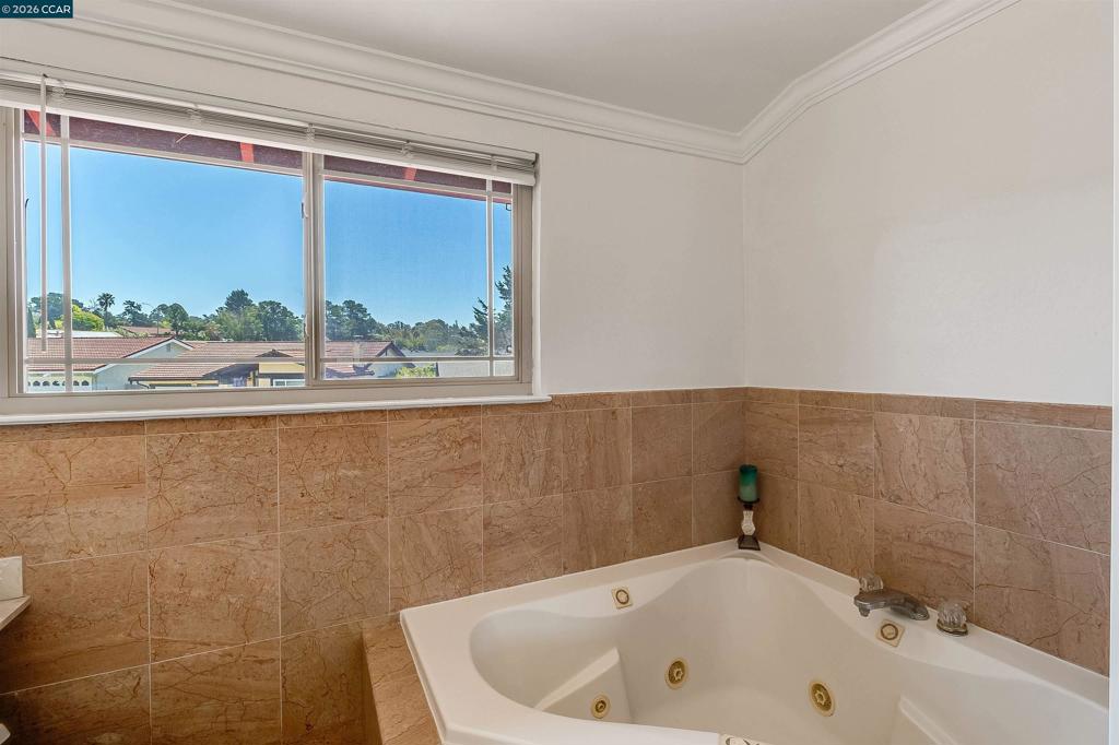 1243 Fairway Dr Property Photo 43