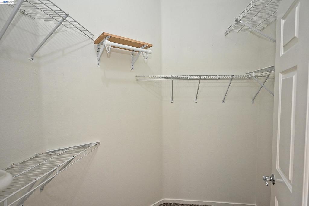 280 Caldecott Ln 221 Property Photo 20