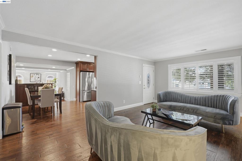 1162 Aberdeen Ave Property Photo 5