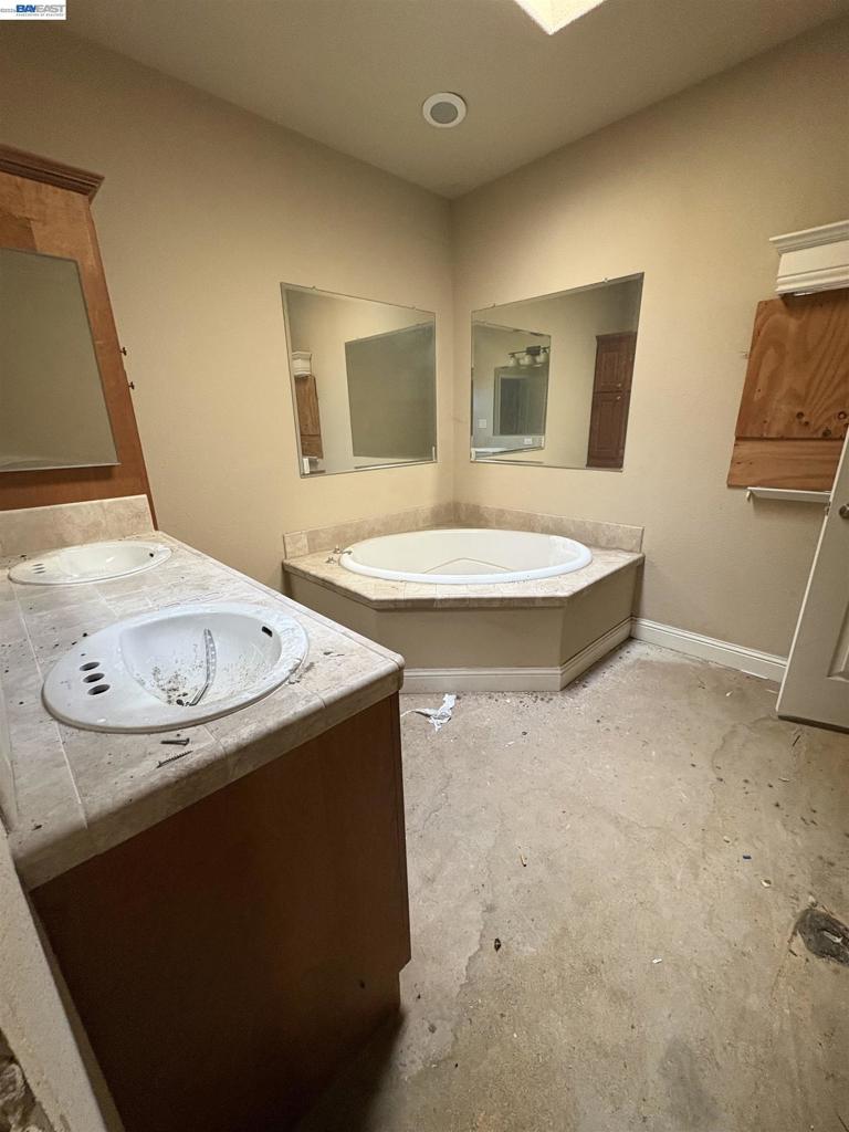 1300 Cherry Street. Property Photo 12