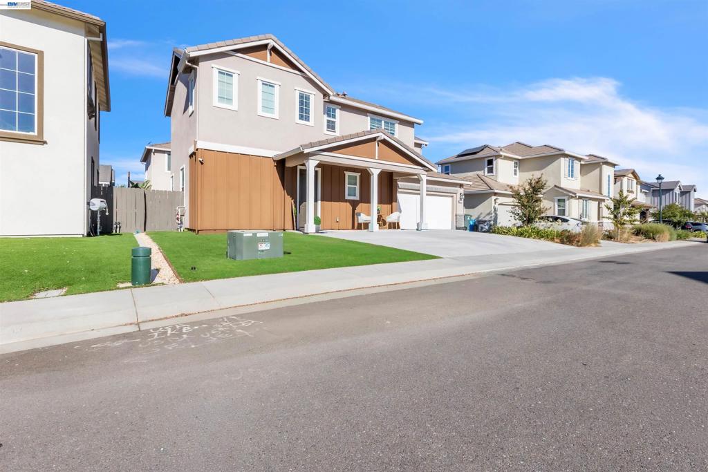 542 Datura Dr Property Photo 1