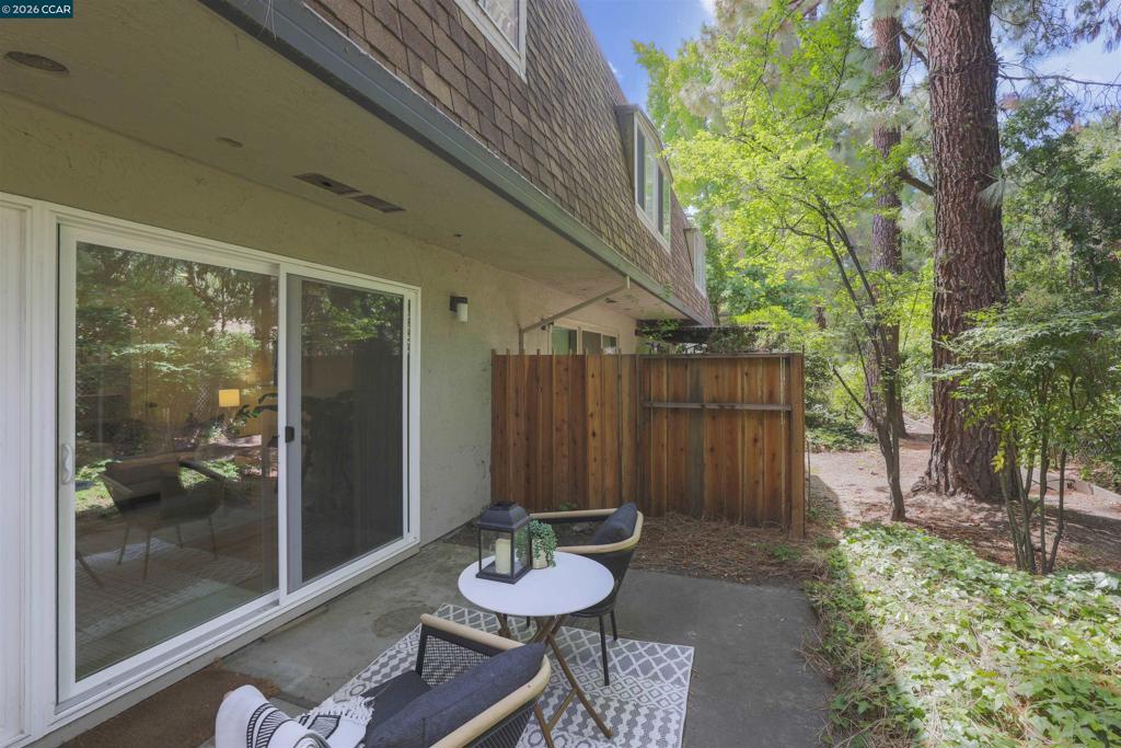 1767 Holland Cir Property Photo 12